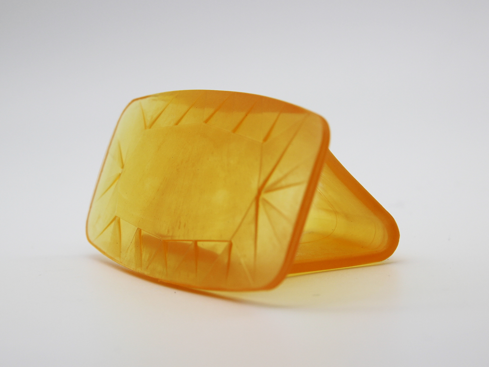 WC Clip Crystal Mango